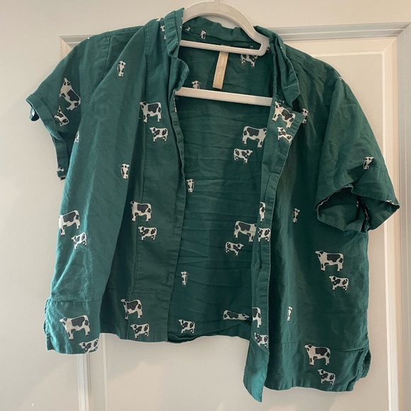 Tops - Linen Cow Button-Up